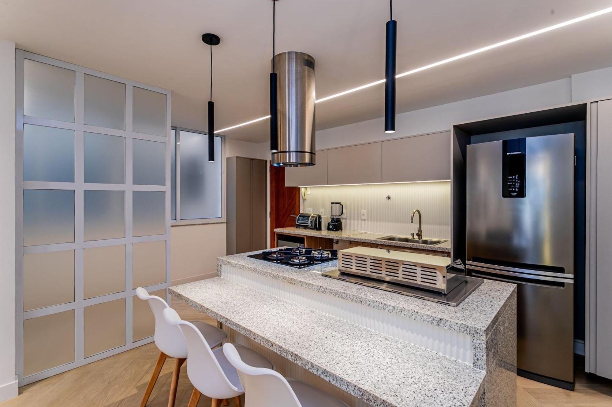 Apartemen Luxo Em Copacabana Proximo A | Bi 115/501 *